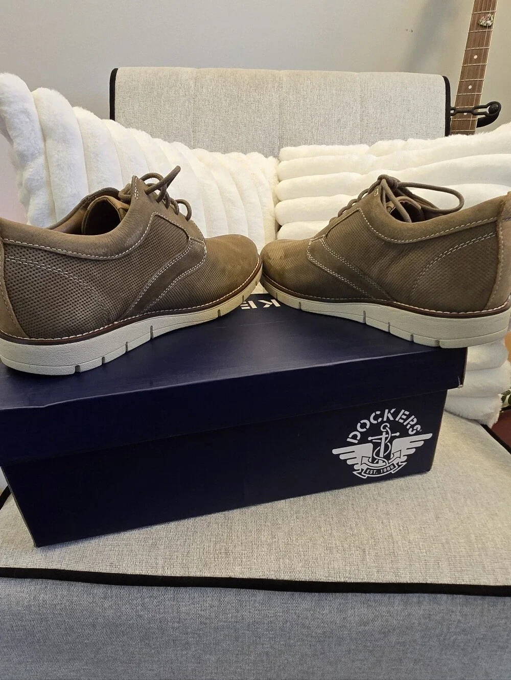 Dockers Men's Taupe Brown Lace-Up Oxford Sneakers